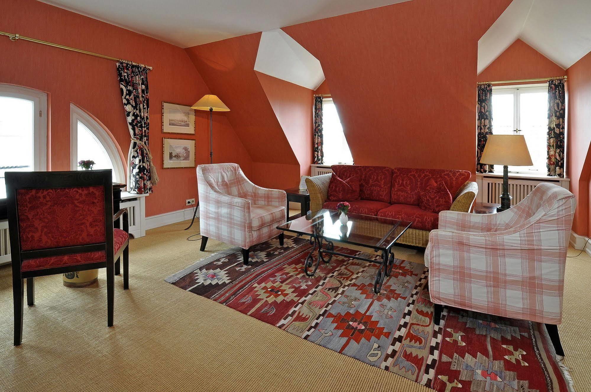 Herrenhaus Von Loew Bad Nauheim Luaran gambar